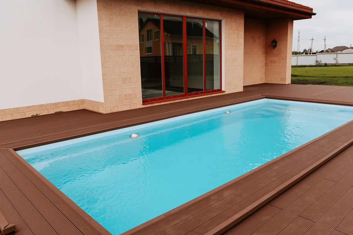 Композитный бассейн Laguna 8 — вид сверху в Волжском