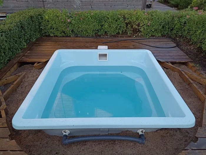 Композитная купель Laguna 2 — установка в Волжском